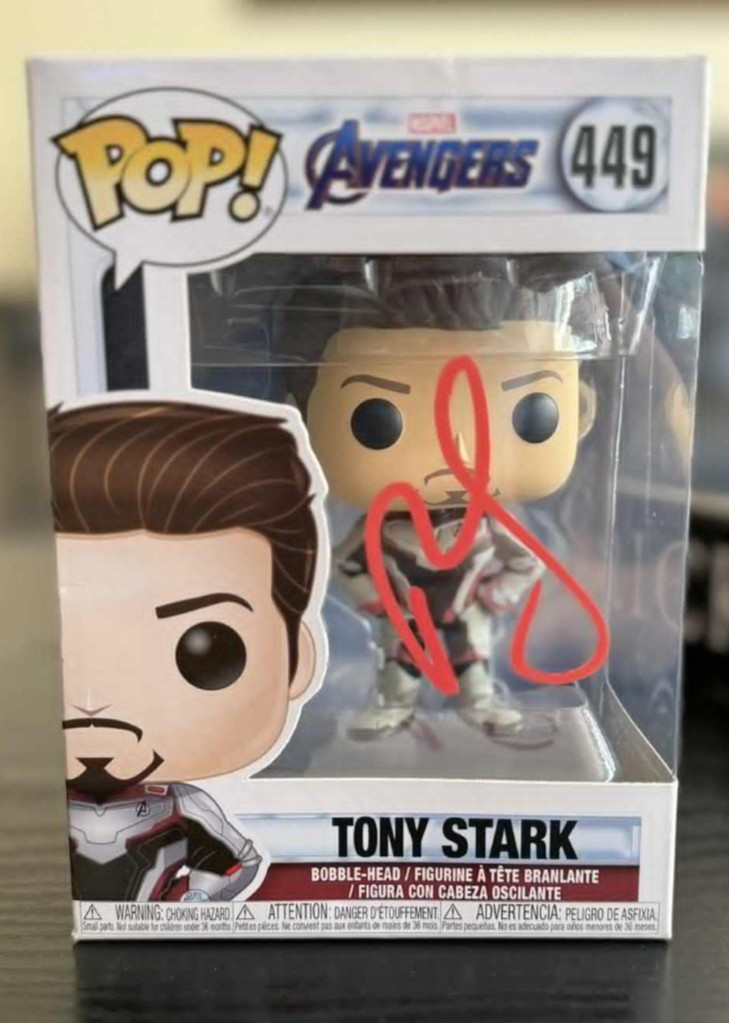 AVENGERS TONY STARK 449 FUNKO POP SIGNED ROBERT DOWNEY JR RED MARKER AVENGERS TONY STARK 449 FUNKO POP SIGNED ROBERT DOWNEY JR RED MARKER