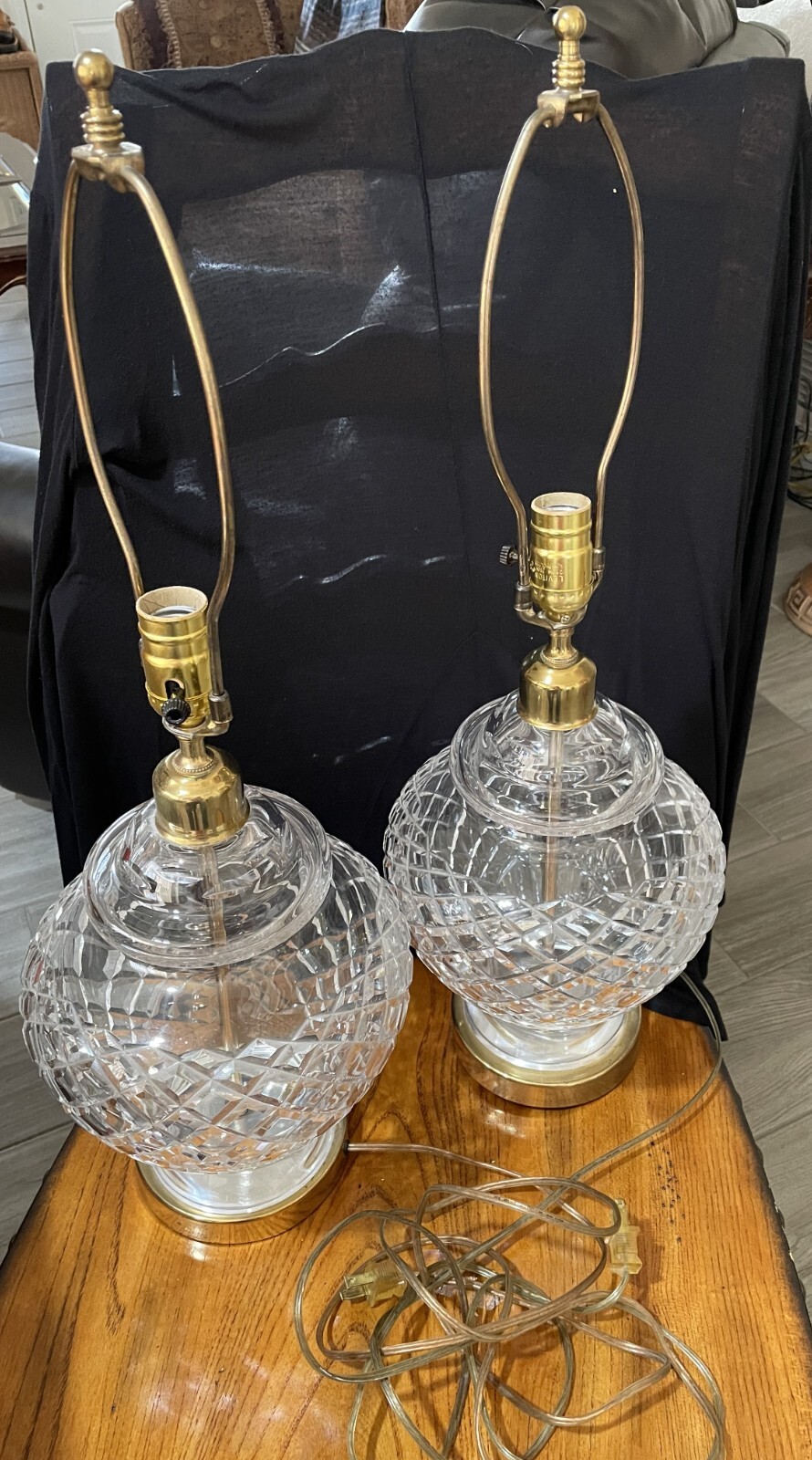 Set of 2 WATERFORD CRYSTAL Glass & Brass Lamps, Ginger Jar Urn, 26 Set of 2 WATERFORD CRYSTAL Glass & Brass Lamps, Ginger Jar Urn, 26