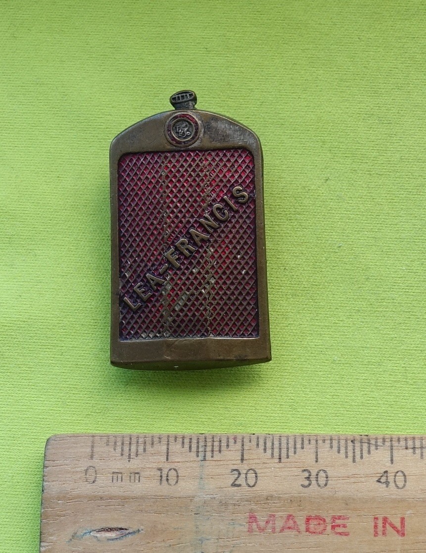 1920s Lea-Francis (British) enamel badge motor car automobile (1903-60) 1920s Lea-Francis (British) enamel badge motor car automobile (1903-60)