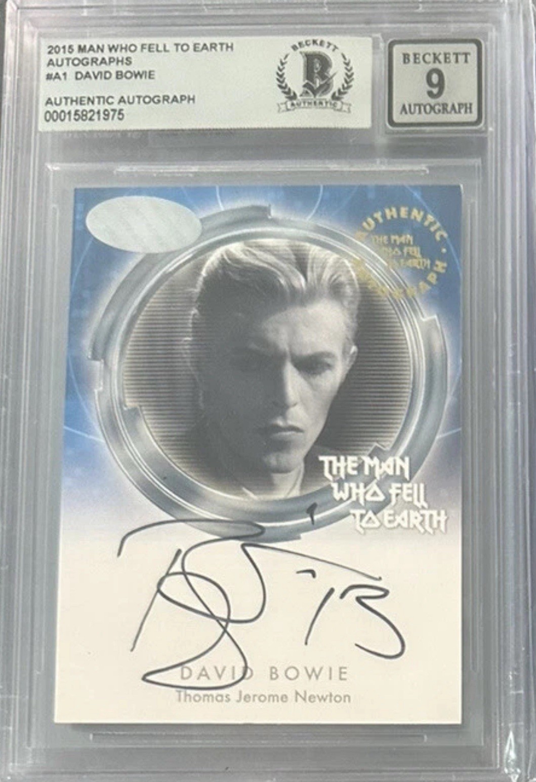 DAVID BOWIE - Man Who Fell To Earth /50 - Hand-Signed Autograph Card BGS 9
