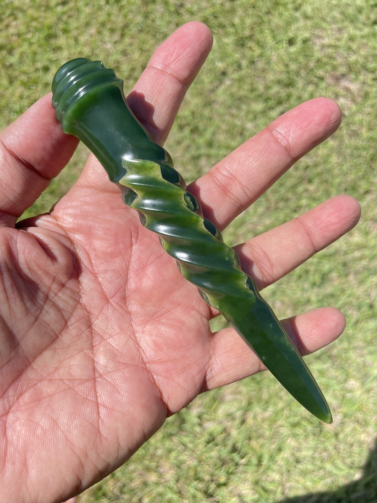 Richard Anderson Unique Marsden Flower Jade Carved 3 Dimensional AuRei Cloak pin