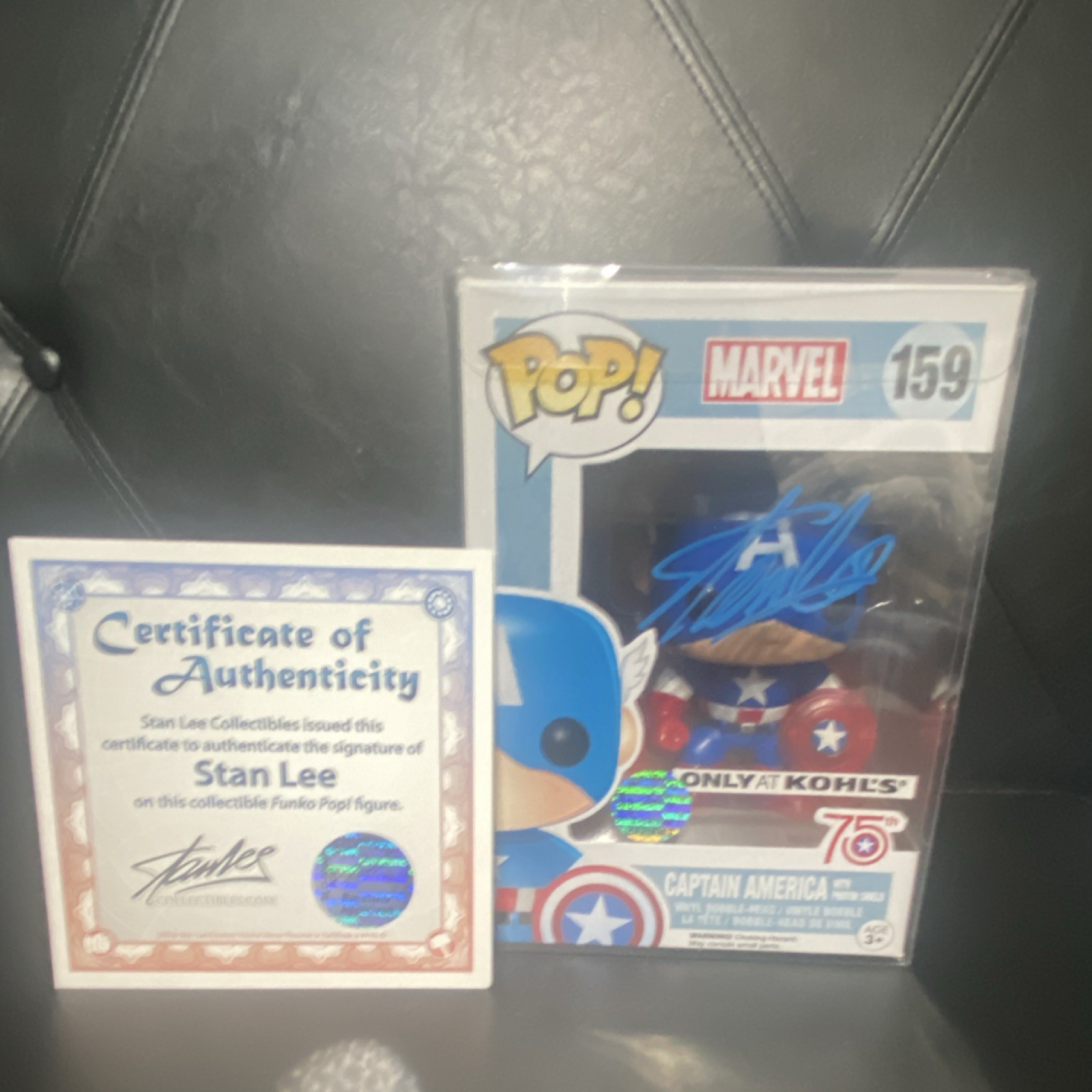 🔥Funko Pop Marvel Captain America #159 Kohl's Exclusive Autographed Stan Lee🔥 🔥Funko Pop Marvel Captain America #159 Kohl's Exclusive Autographed Stan Lee🔥