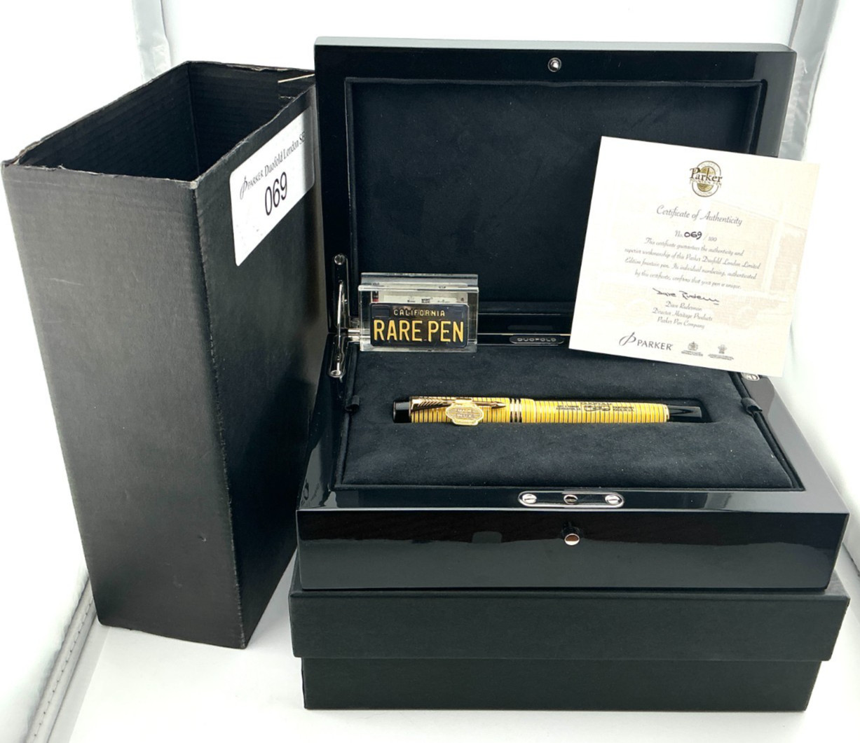 Parker Duofold Centennial BUMBLEBEE Fountain Pen LE 100 18K M New Year 2007 Parker Duofold Centennial BUMBLEBEE Fountain Pen LE 100 18K M New Year 2007