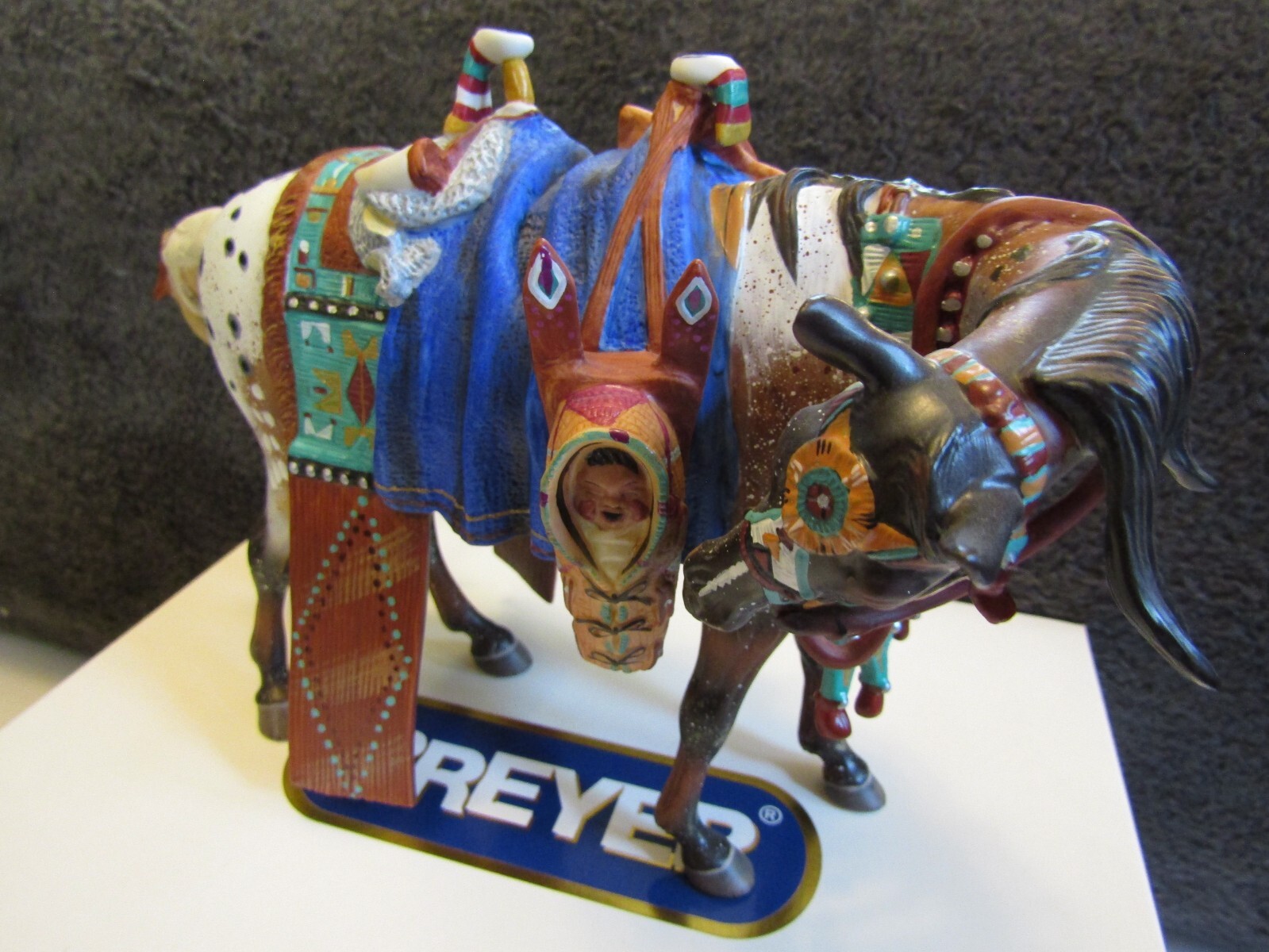 2010 Breyer Breyerfest SR Porcelain Dances with Wolves Horse Sculpture 90197 Box 2010 Breyer Breyerfest SR Porcelain Dances with Wolves Horse Sculpture 90197 Box