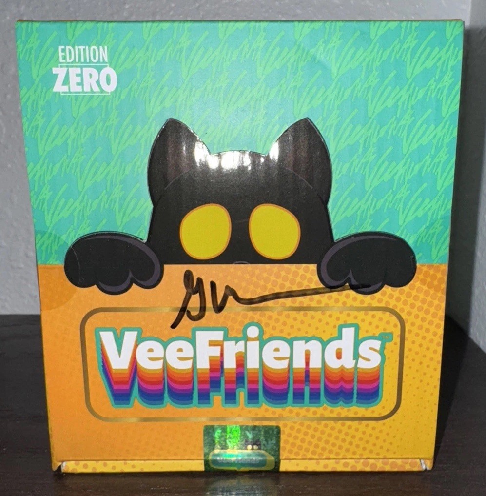 VeeFriends Veecon 2023 Sealed Pin Set- Gary Vee Signed