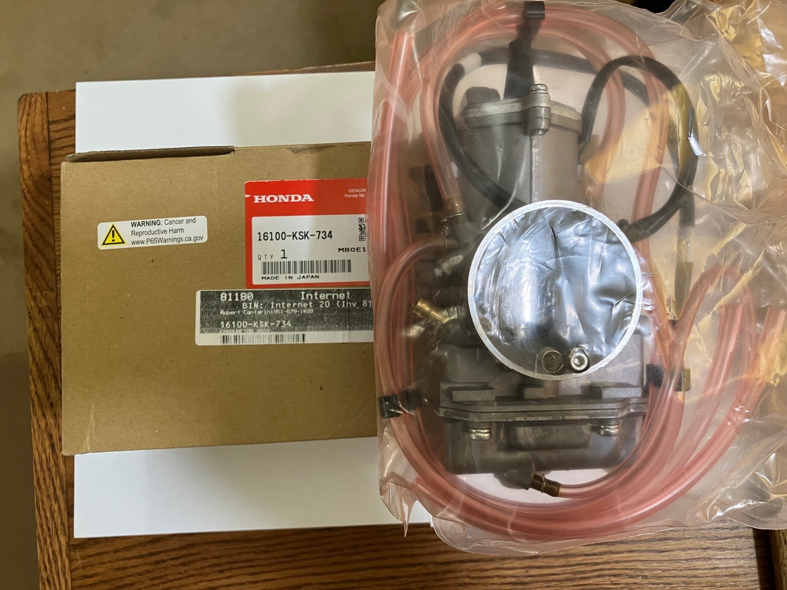 Honda CR250R 2005 2006 2007 NOS Two Stroke Carburetor New in Box CR 250 MX Honda CR250R 2005 2006 2007 NOS Two Stroke Carburetor New in Box CR 250 MX