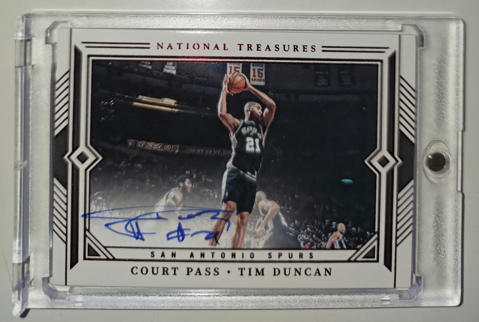 National Treasures Court Pass Tim Duncan/8