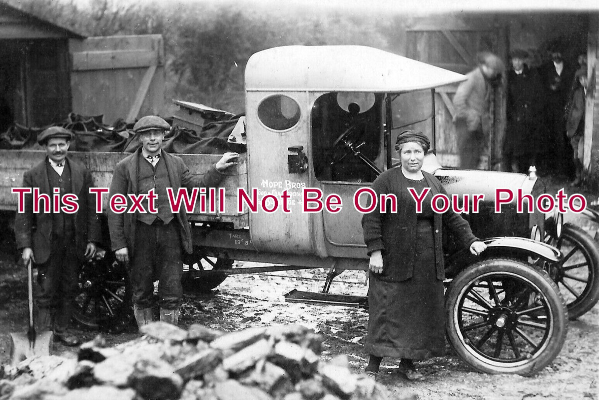 WI 1528 - Hope Bros Coal Merchants, Burbage, Wiltshire c1926 WI 1528 - Hope Bros Coal Merchants, Burbage, Wiltshire c1926
