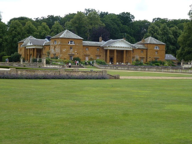 Photo A2 The stable block at Althorp House Great Brington c2015 Photo A2 The stable block at Althorp House Great Brington c2015