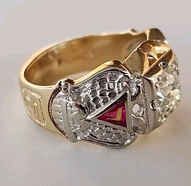 14k Gold Masonic Ring 1.5ct VS2 H‑I Diamond • 9g • Size 8.5 14k Gold Masonic Ring 1.5ct VS2 H‑I Diamond • 9g • Size 8.5