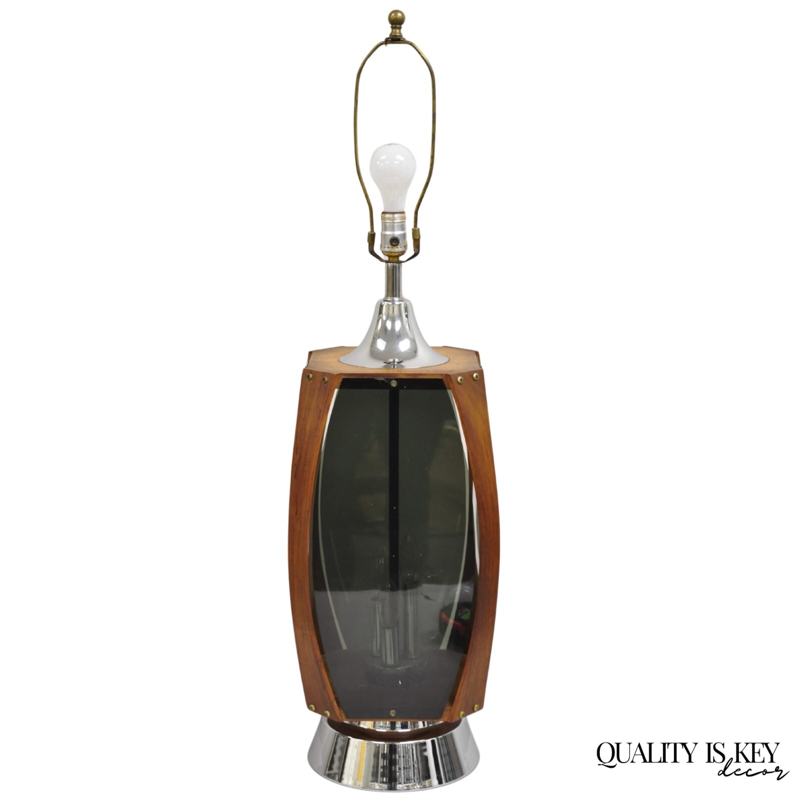 Vintage Lawrin Mid Century Modern Walnut Chrome Smoked Plexiglass Table Lamp Vintage Lawrin Mid Century Modern Walnut Chrome Smoked Plexiglass Table Lamp