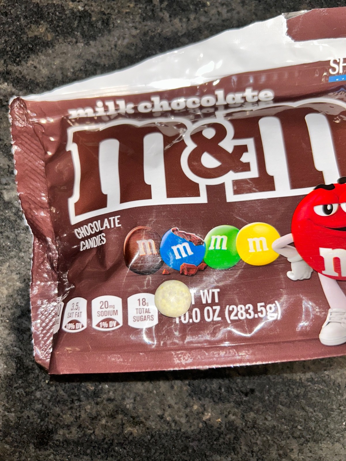 NEW Extremely Rare Albino MNM, share size bag. Regular milk chocolate mnm. NEW Extremely Rare Albino MNM, share size bag. Regular milk chocolate mnm.