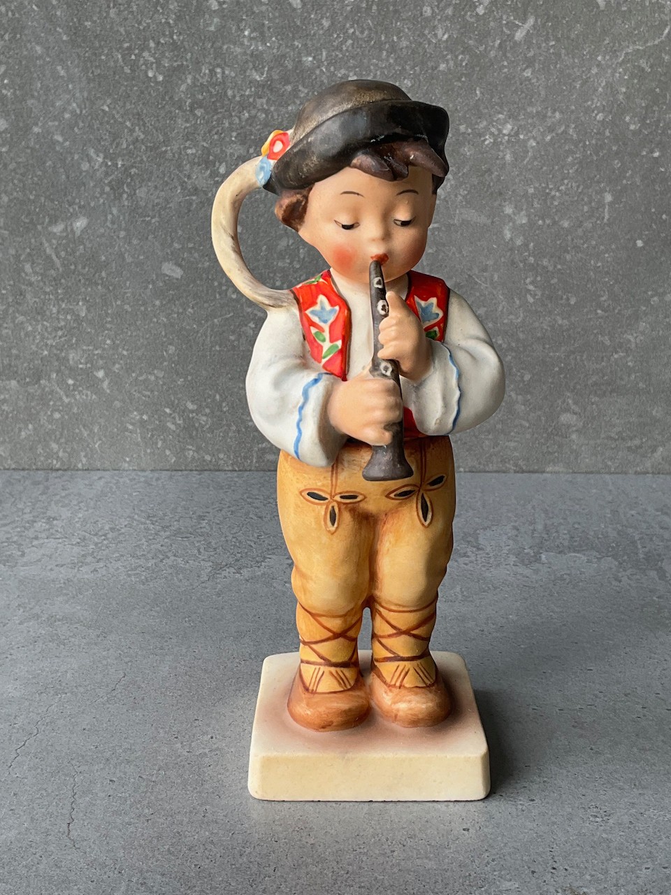 Rare M. I. Hummel International Figurine #831 Slowak Boy with instrument Rare M. I. Hummel International Figurine #831 Slowak Boy with instrument