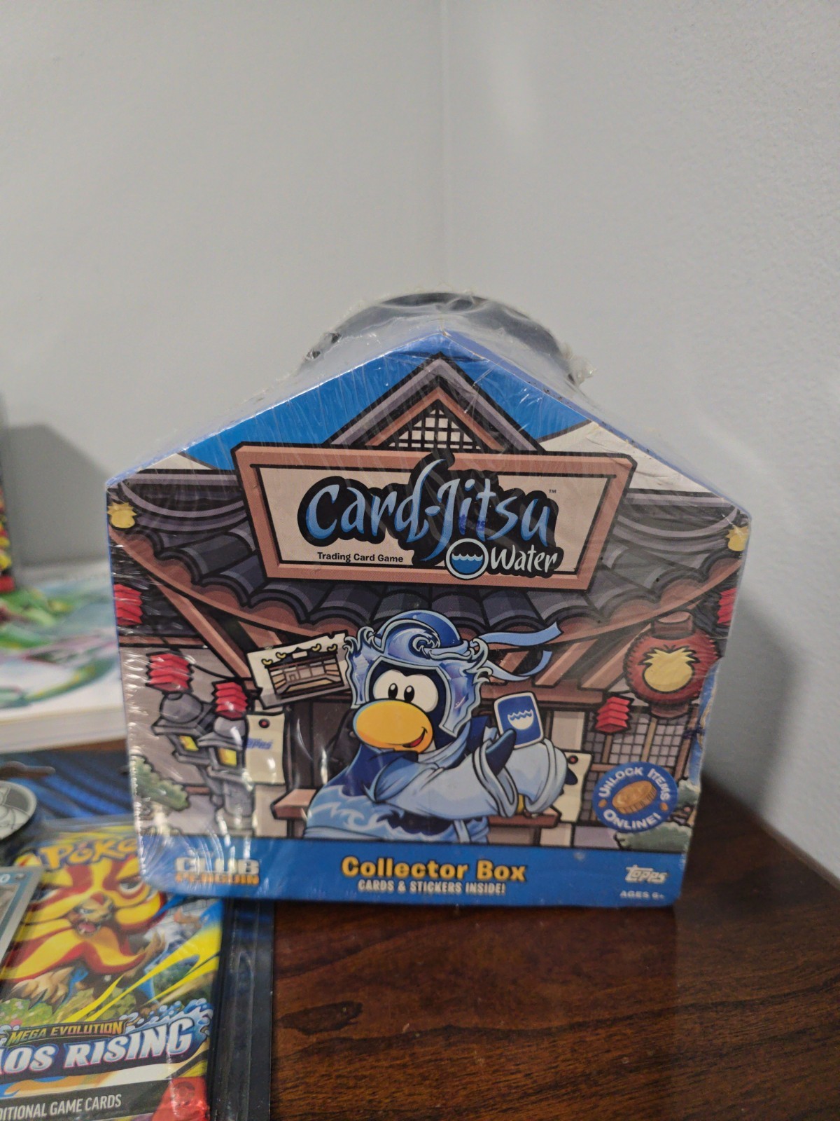 Club Penguin Card-Jitsu Water Collectors Box Sealed Club Penguin Card-Jitsu Water Collectors Box Sealed