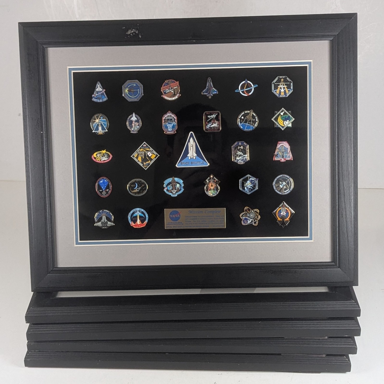 Set Of 145 Nasa Mission Pins From 1977-2011 Framed Lot Series 1-5 Nice Set Of 145 Nasa Mission Pins From 1977-2011 Framed Lot Series 1-5 Nice