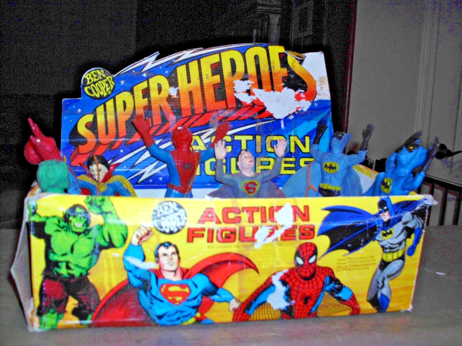 VINTAGE BEN COOPER SUPER HERO STORE COUNTER DISPLAY BOX MARVEL RARE DC RARE 1976