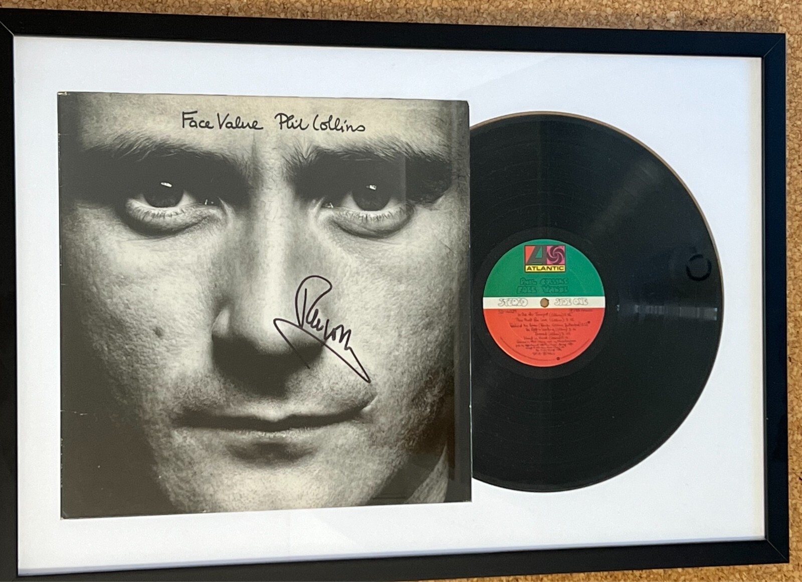 Phil Collins signs Phil Collins signs