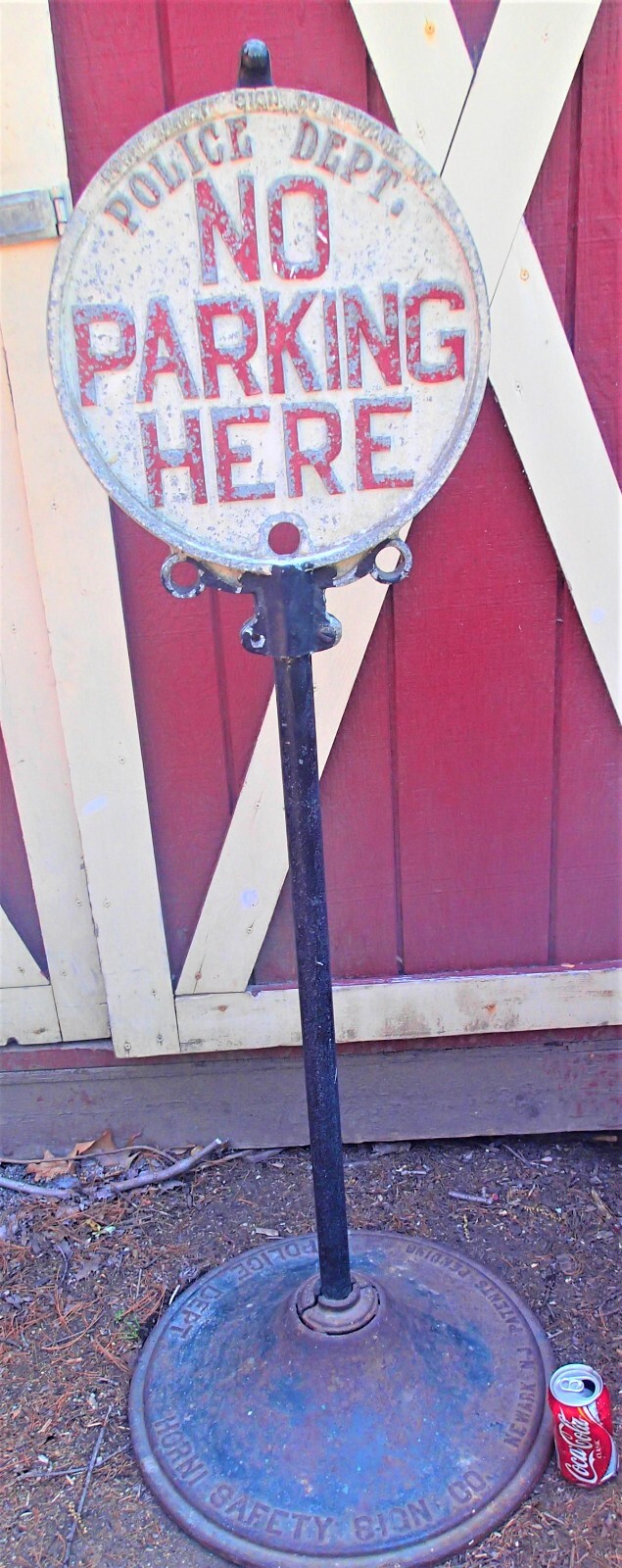 ANTIQUE ALUMINUM NO PARKING POLICE DEPT SIGN STEEL POLE STAND BASE NEWARK NJ USA ANTIQUE ALUMINUM NO PARKING POLICE DEPT SIGN STEEL POLE STAND BASE NEWARK NJ USA