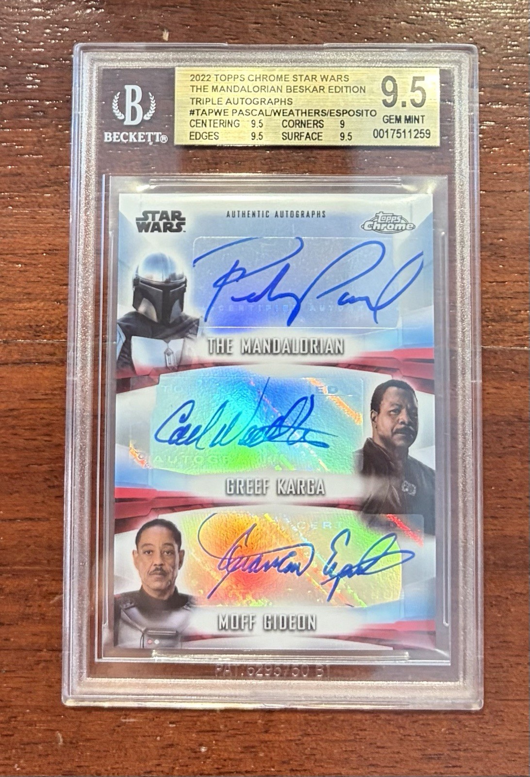 Pedro Pascal Carl Weathers Giancarlo Esposito The Mandalorian Autograph BGS 9.5 Pedro Pascal Carl Weathers Giancarlo Esposito The Mandalorian Autograph BGS 9.5