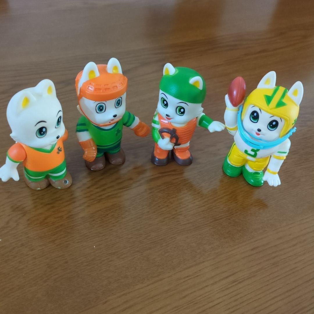 Sanwa Bank Wansa kun Piggy Bank 4 piece Set Vintage Japan Collectible Sanwa Bank Wansa kun Piggy Bank 4 piece Set Vintage Japan Collectible