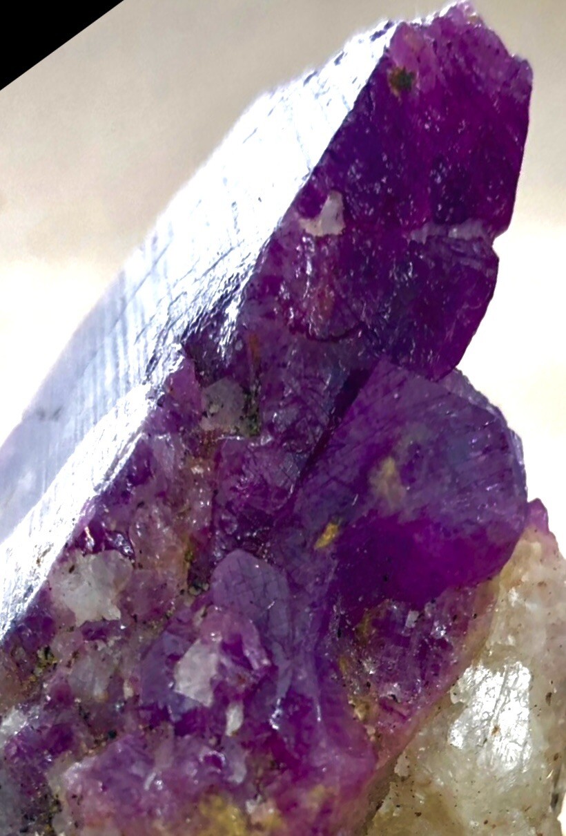1,,700 Carats, Ruby crystal, Natural, specimen, Matrix, 81 x 60 x 41 millimeter