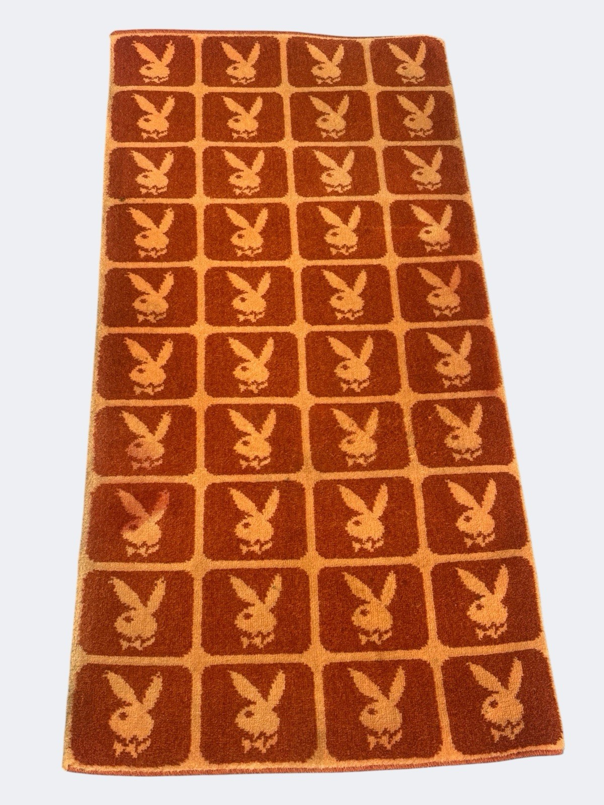 VINTAGE 60'S RARE LOS ANGELES PLAYBOY CLUB CARPET SLAB HUGH HEFNER BUNNY VINTAGE 60'S RARE LOS ANGELES PLAYBOY CLUB CARPET SLAB HUGH HEFNER BUNNY