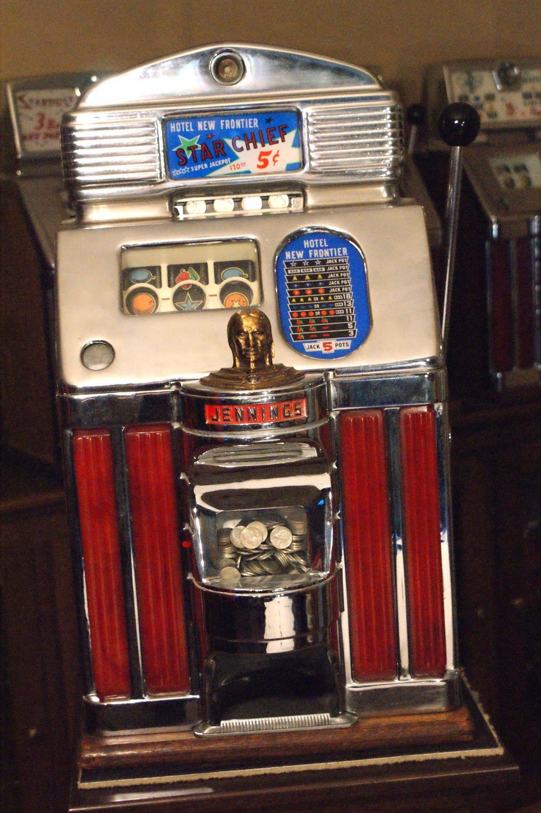 ANTIQUE JENNINGS 5 CENT SLOT MACHINE RED NEW FRONTIER HOTEL LIGHT UP STAR CHIEF ANTIQUE JENNINGS 5 CENT SLOT MACHINE RED NEW FRONTIER HOTEL LIGHT UP STAR CHIEF