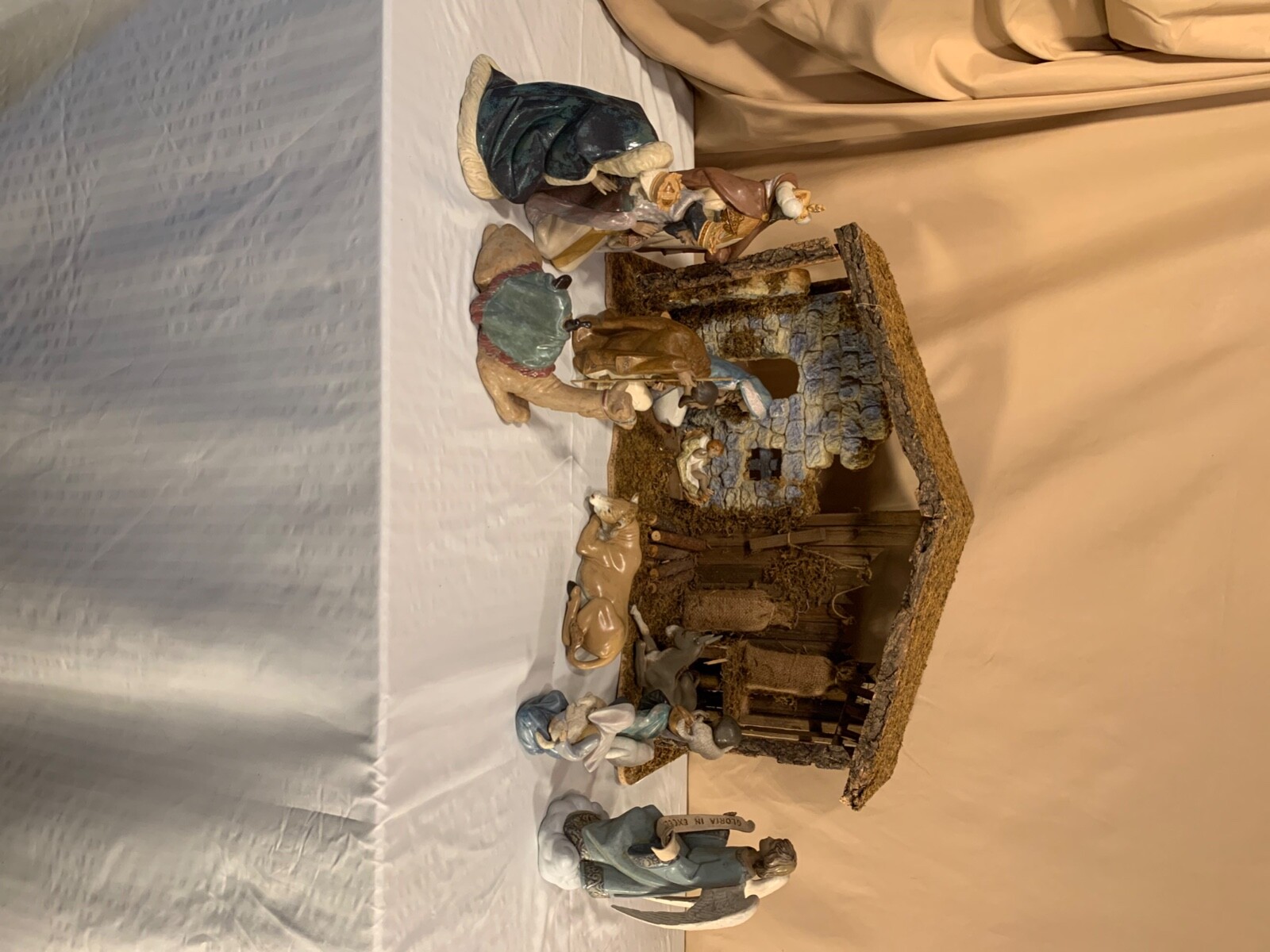 Llardo Nativity Set Holiday Collectible Llardo Nativity Set Holiday Collectible