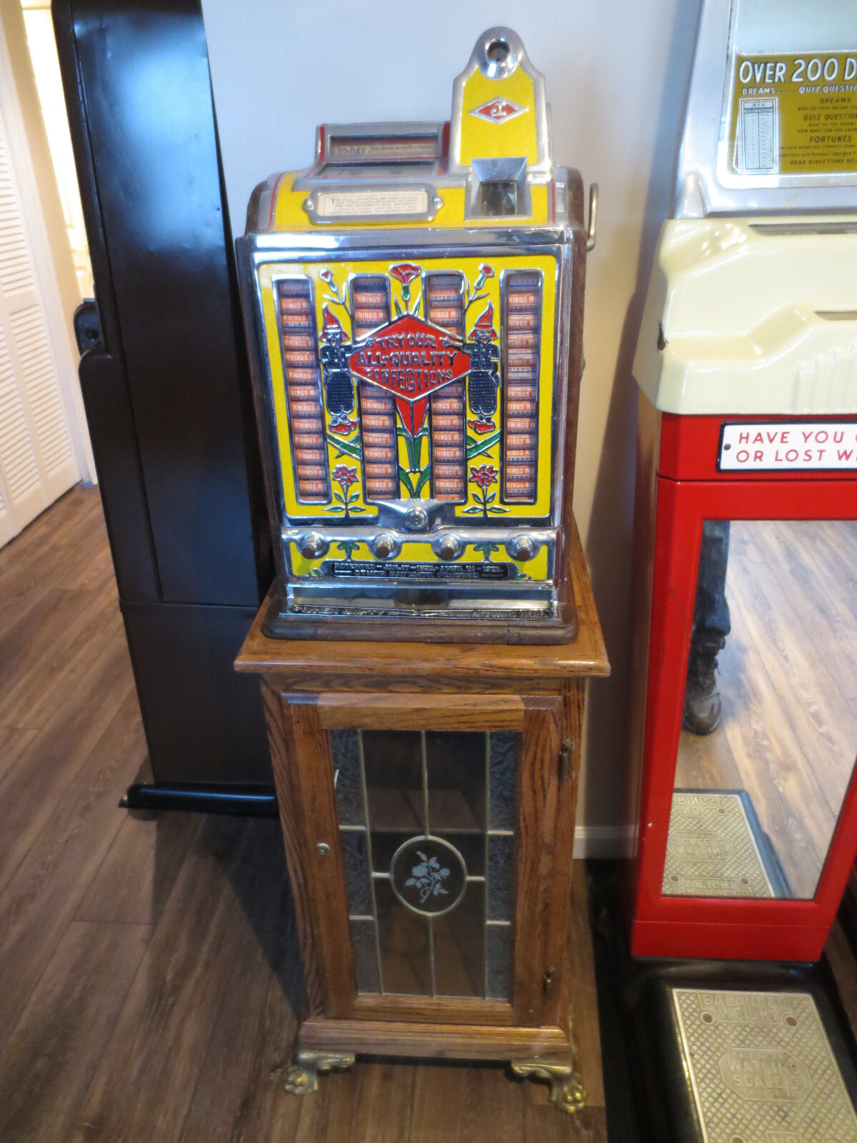 Antique 1920s Jennings Slot Machine (Fully Restored) w/ Stand Antique 1920s Jennings Slot Machine (Fully Restored) w/ Stand