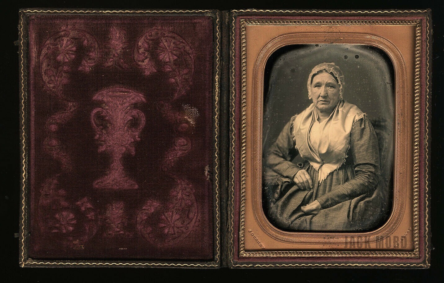 1/4 Jeremiah Gurney Daguerreotype Quaker Woman Wearing Bonnet - Sealed 1850s 1/4 Jeremiah Gurney Daguerreotype Quaker Woman Wearing Bonnet - Sealed 1850s
