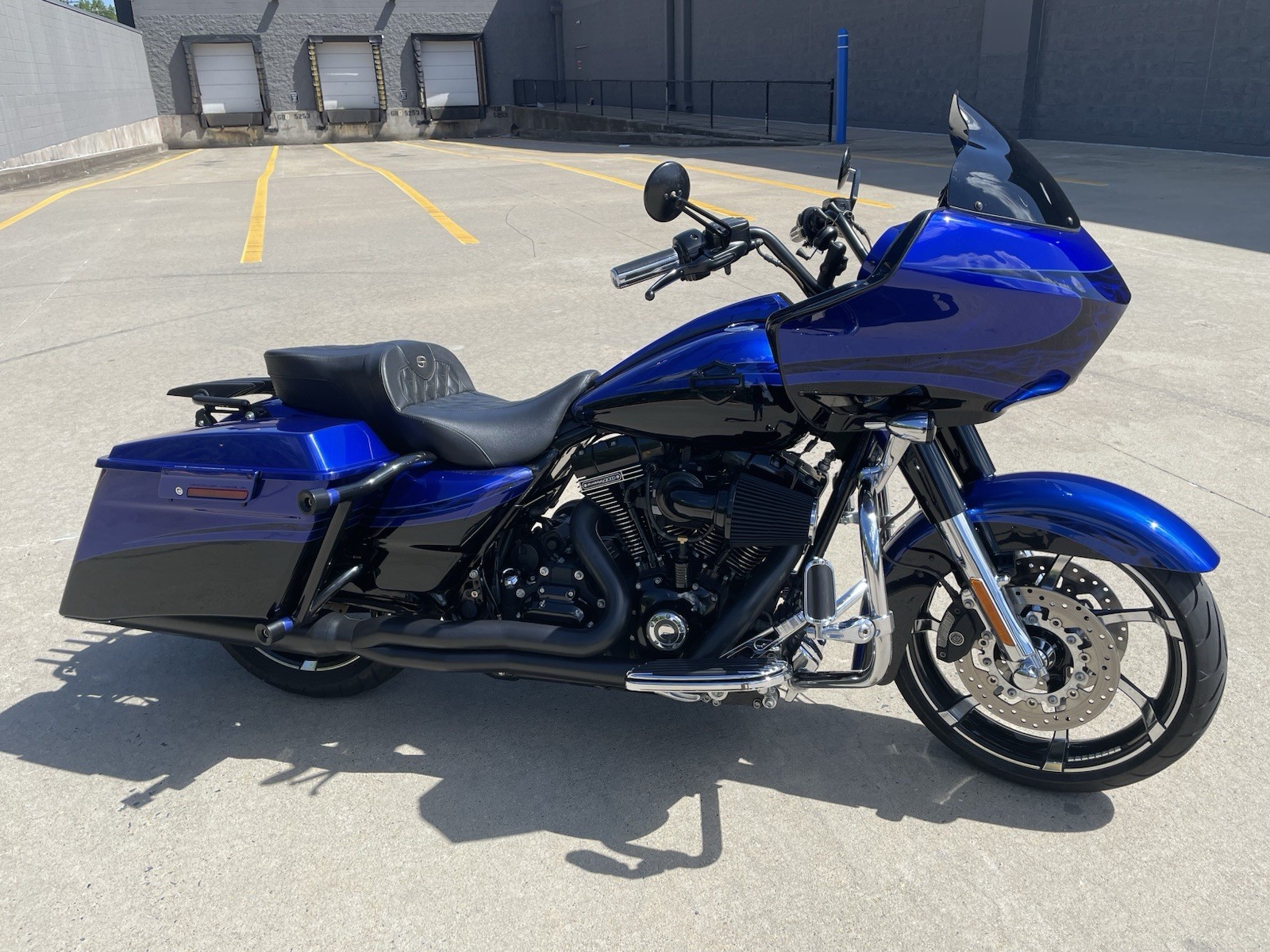 2012 Harley-Davidson CVO Road Glide FLTRXSE – Built Twin Cam 110 – 24,600 Miles 2012 Harley-Davidson CVO Road Glide FLTRXSE – Built Twin Cam 110 – 24,600 Miles