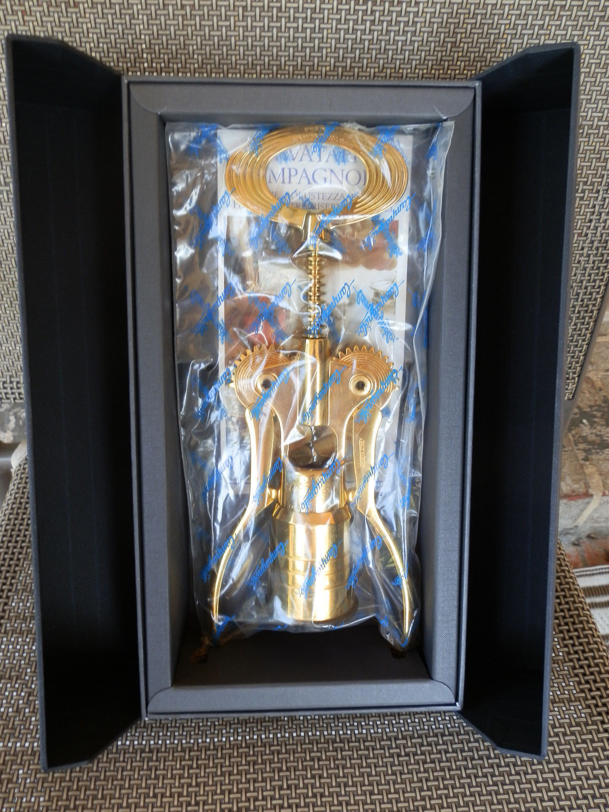 Campagnolo GOLD Corkscrew IN ORIGINAL CAMPAGNOLO VACUUM SEALED PACKAGING Campagnolo GOLD Corkscrew IN ORIGINAL CAMPAGNOLO VACUUM SEALED PACKAGING