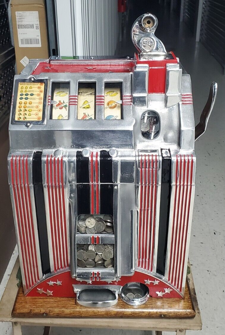 Vintage Antique 1920s Mills 5 Cent Slot Machine - Restored - Rare