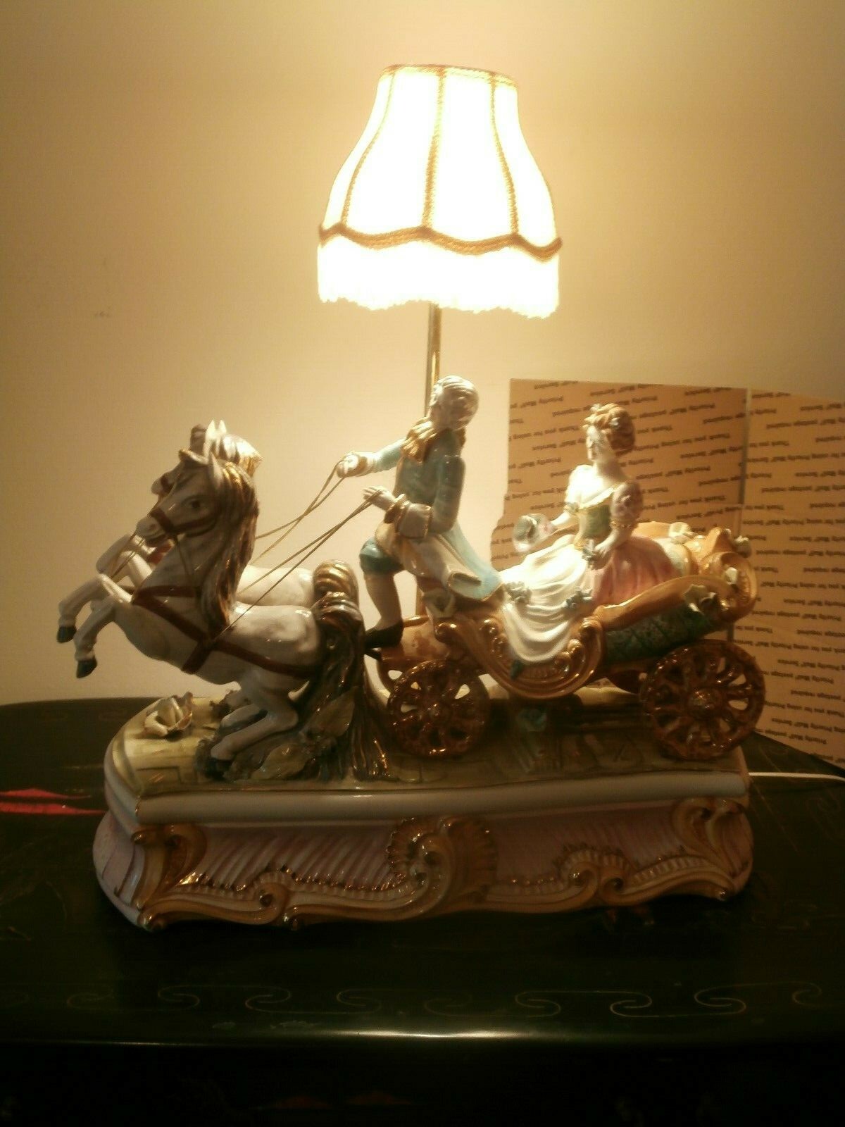 ANTIQUE/V.OVERSIZED ITALIAN TICHE PORCELAIN HORSE/S CARRIAGEGROUP LAMP