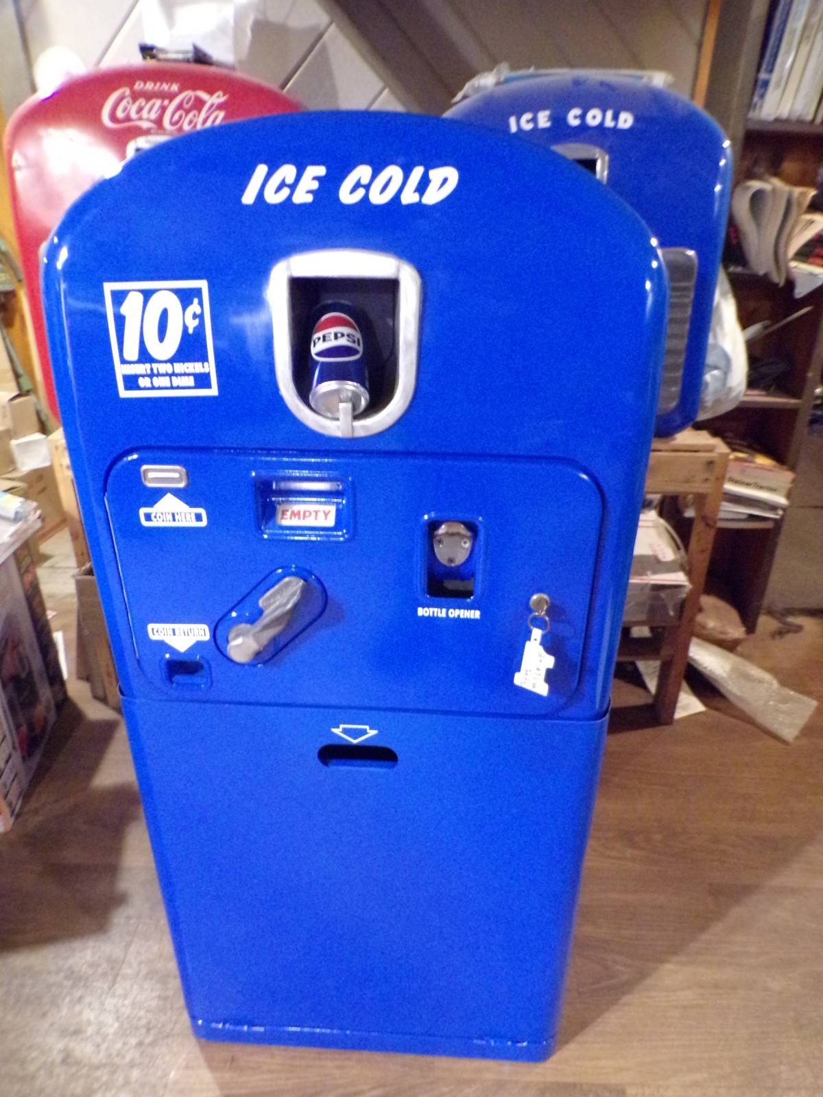 vendolator vmc 27 pepsi cola soda machine ,new paint ,door seals ,decals,icecold vendolator vmc 27 pepsi cola soda machine ,new paint ,door seals ,decals,icecold