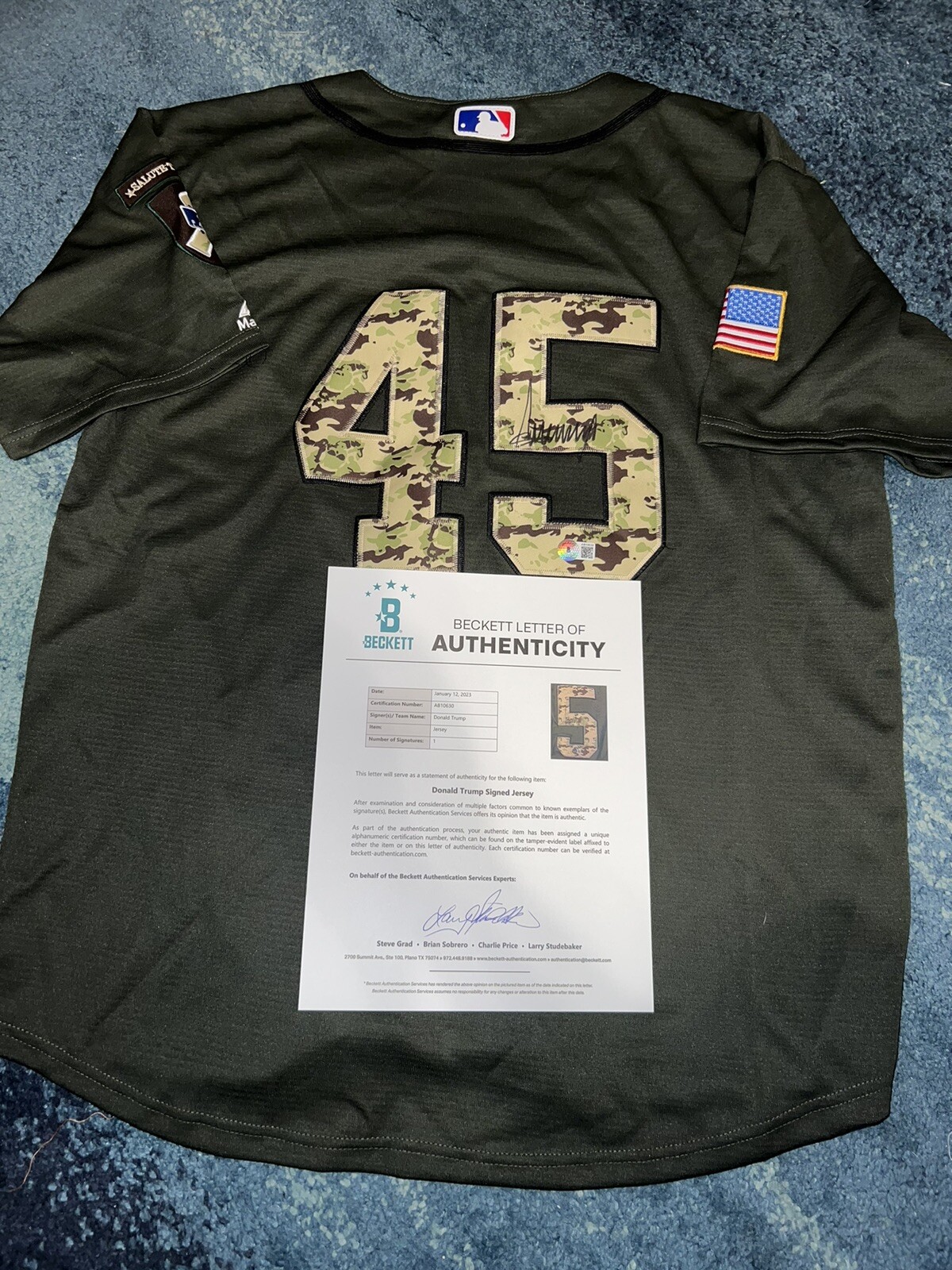 Donald Trump Signed #45 New York Yankees Memorial Day Jersey MAGA Beckett Donald Trump Signed #45 New York Yankees Memorial Day Jersey MAGA Beckett