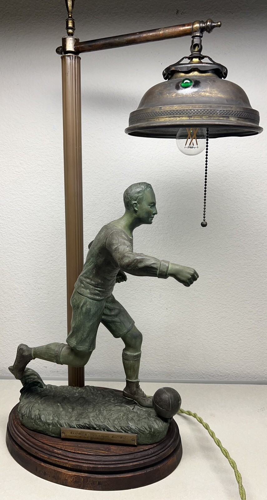 ANTIQUE ART DECO FRENCH BRONZE FOOTBALL SOCCER H. FUGERE DESK JEWELLED OLD LAMP ANTIQUE ART DECO FRENCH BRONZE FOOTBALL SOCCER H. FUGERE DESK JEWELLED OLD LAMP