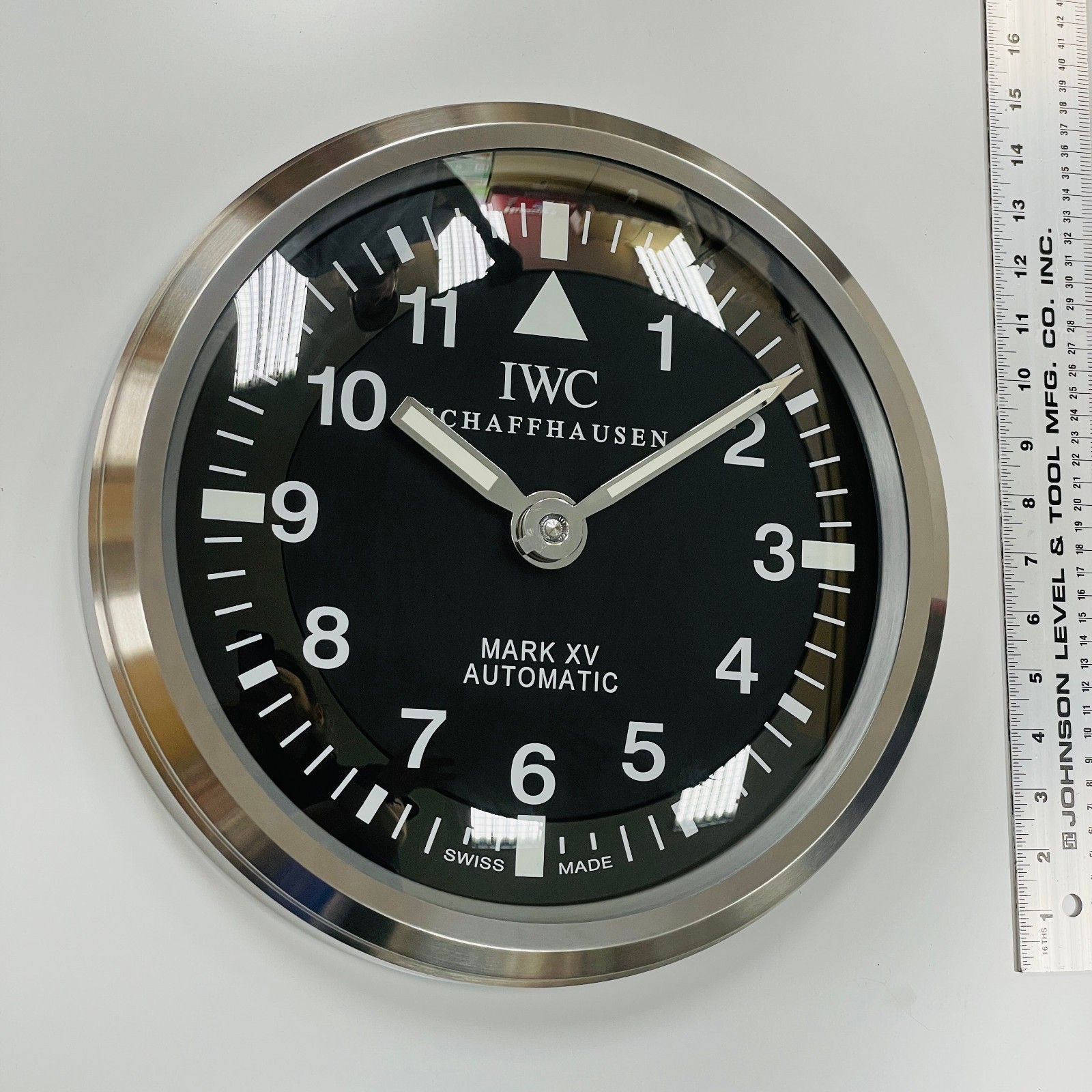 IWC SCHAFFHAUSEN MARK XV SWISS MADE VINTAGE DEALERS SHOWROOM MURALE WALL CLOCK IWC SCHAFFHAUSEN MARK XV SWISS MADE VINTAGE DEALERS SHOWROOM MURALE WALL CLOCK