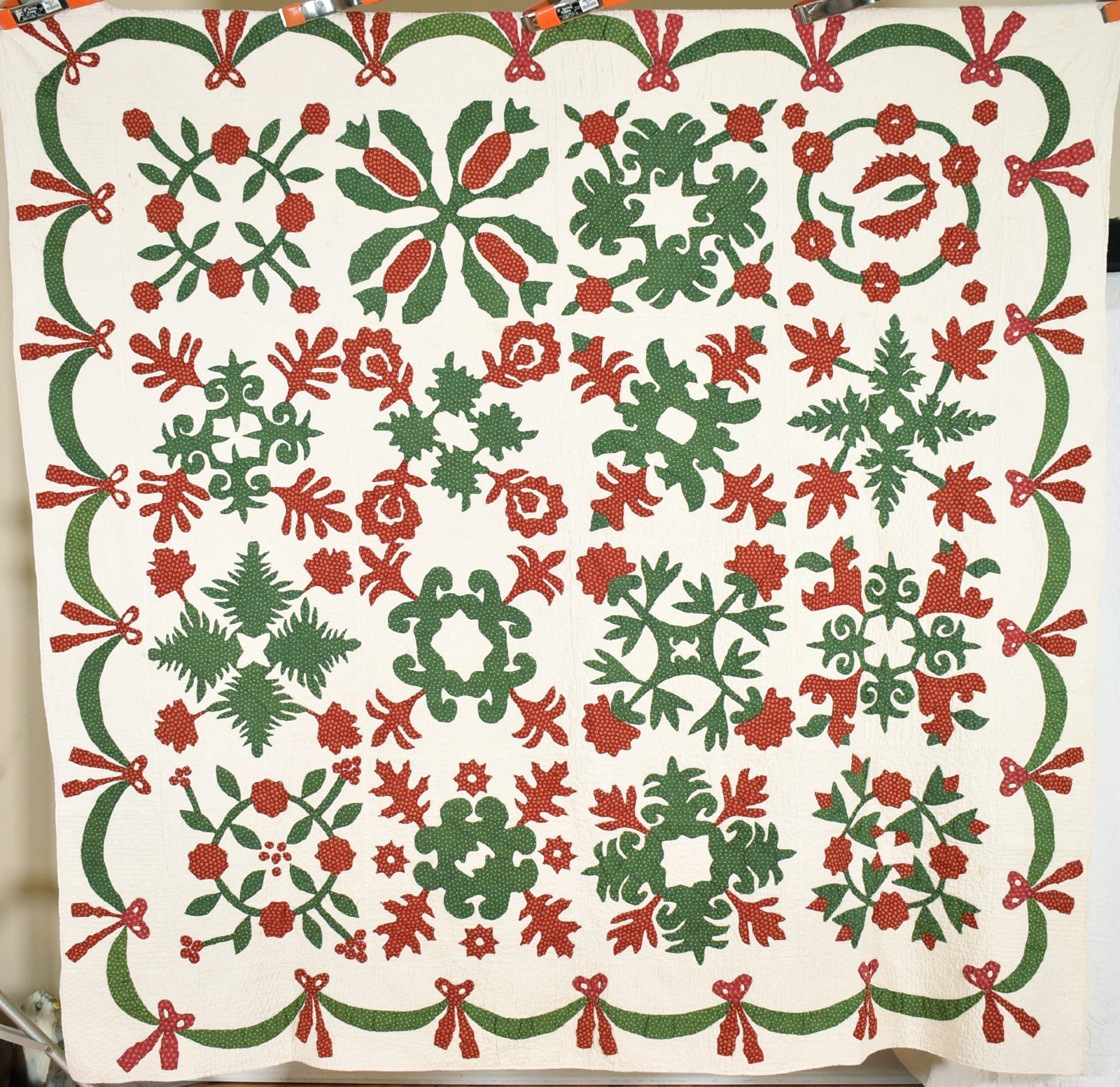 MUSEUM QUALITY Vintage 1880's Red & Green Album Applique Antique Quilt MUSEUM QUALITY Vintage 1880's Red & Green Album Applique Antique Quilt