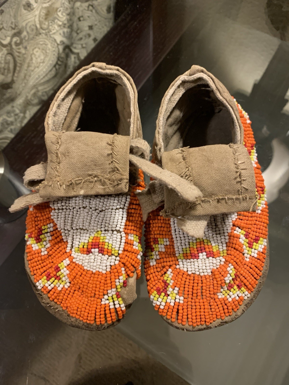 Vintage Native American Indian Orange & White Beaded Moccasins / Sioux Tribe