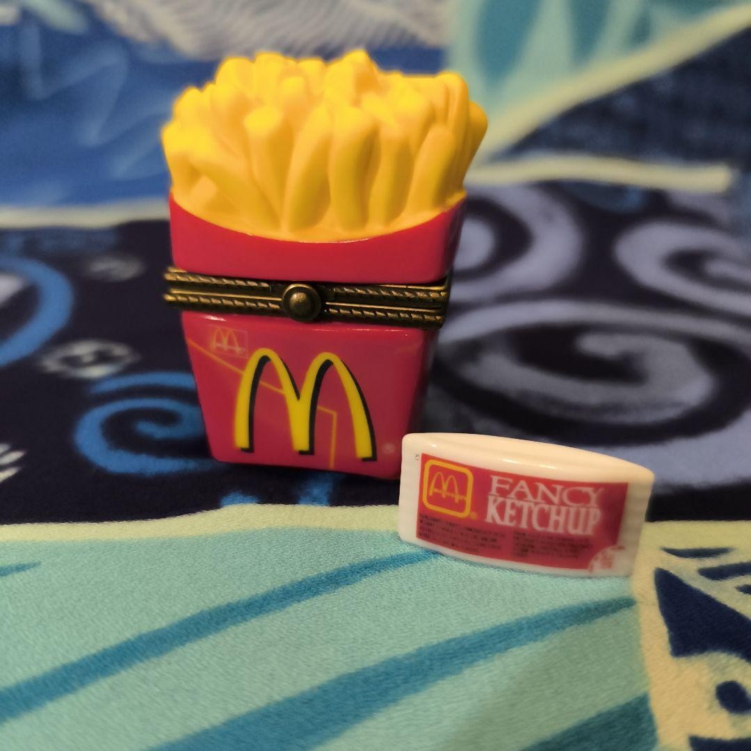 McDonald's French Fries Hinge Box PHB McDonald's French Fries Hinge Box PHB