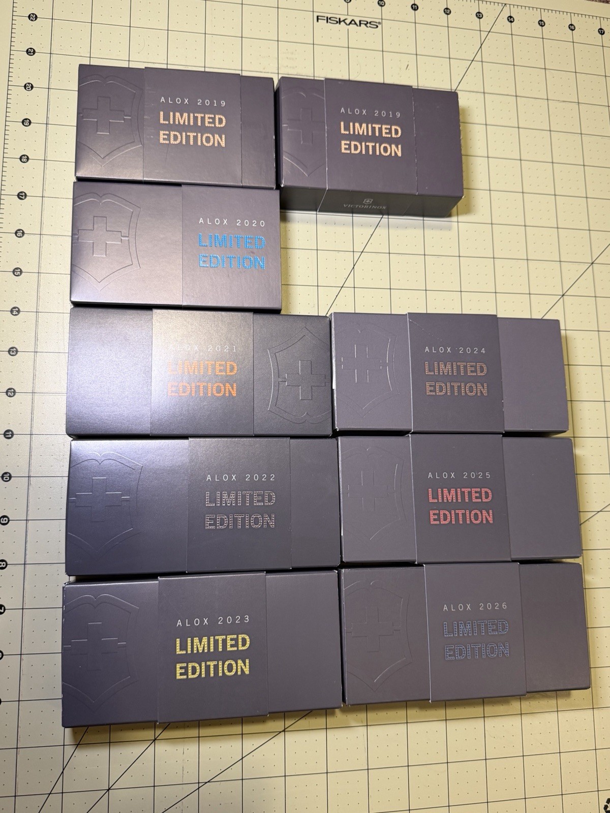 Victorinox Alox Limited Edition 2019-2026 Collection 9 Knives NEW BOXED Victorinox Alox Limited Edition 2019-2026 Collection 9 Knives NEW BOXED