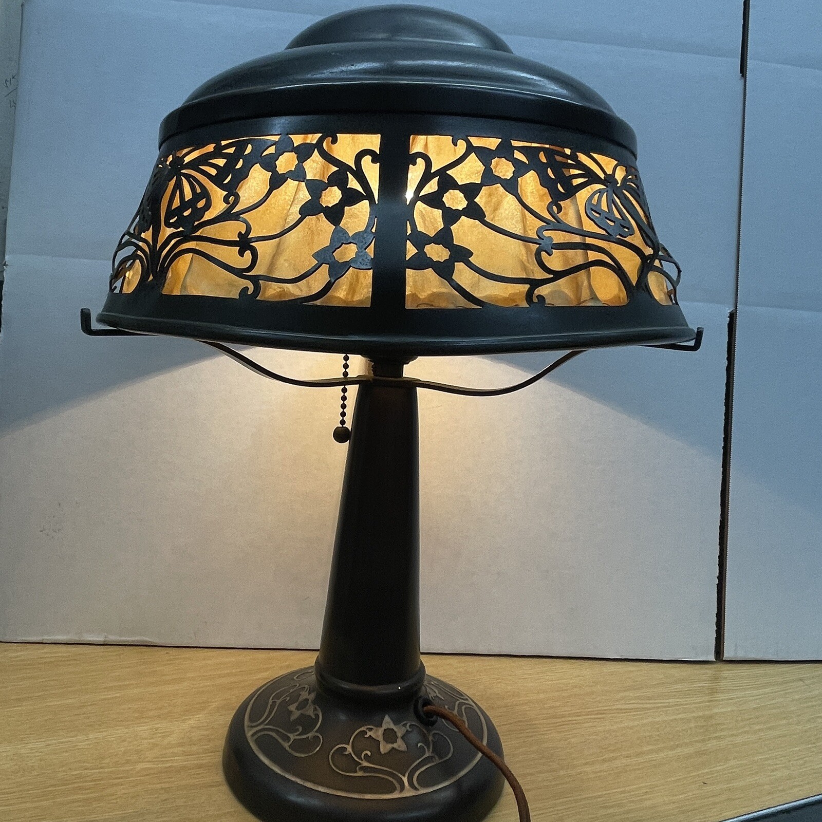 American Mission Heintz ArtMetal Table Lamp Shade Bronze Antique Dents Scratches