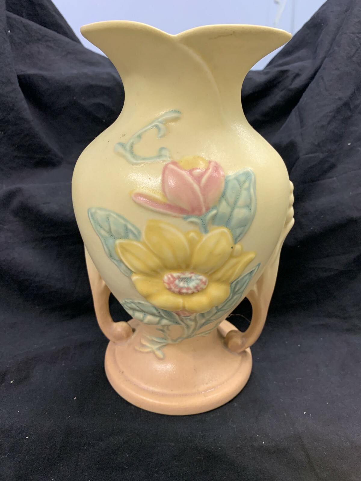 Vintage HULL Pottery Vase All Original Was my Grandmother's 9 Vintage HULL Pottery Vase All Original Was my Grandmother's 9