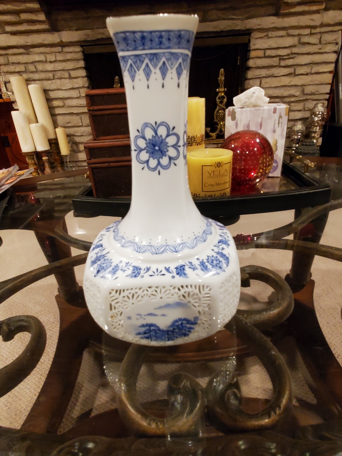 RARE Vintage B & Wht VaseJiangxi Liling China,reticulated hand Crafted, Hand Ptd RARE Vintage B & Wht VaseJiangxi Liling China,reticulated hand Crafted, Hand Ptd
