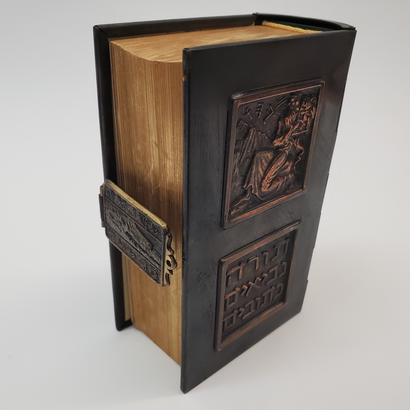 Pal Bell Brass-Covered Illustrated Hebrew Torah Tel-Aviv 1950s Judaica – Latch Pal Bell Brass-Covered Illustrated Hebrew Torah Tel-Aviv 1950s Judaica – Latch