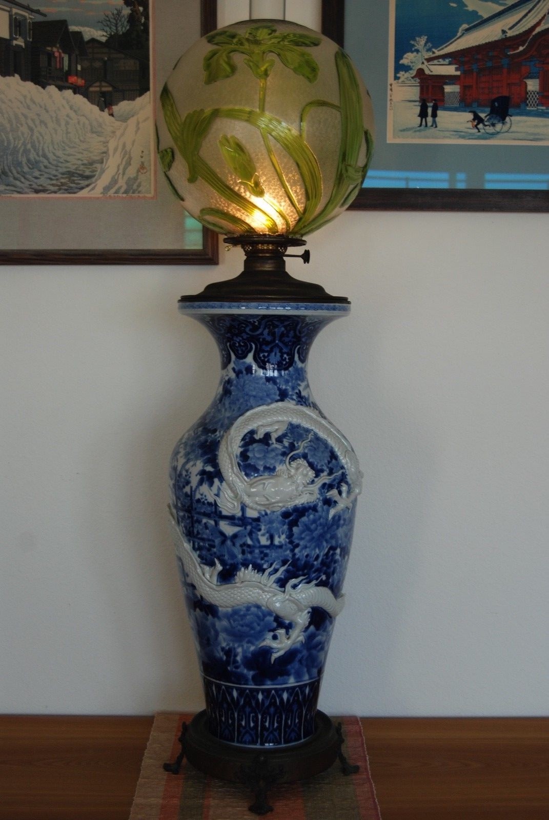 ANTIQUE ART NOUVEAU JAPANESE CHINESE PORCELAIN DRAGON BACCARAT GLASS OIL LAMP