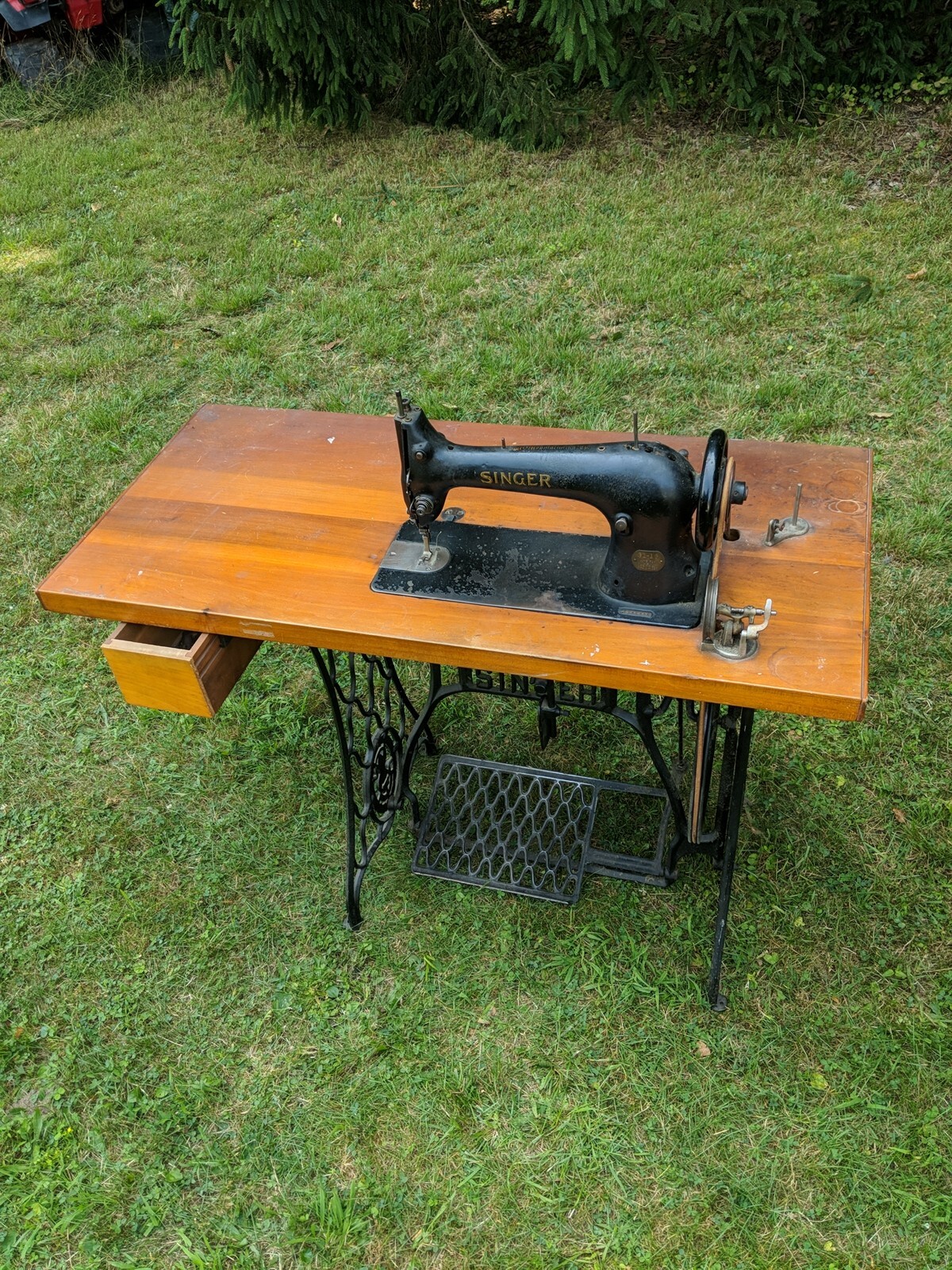 Singer 31-15 treadle sewing machine Industrial 1896 1899 Pickup In Paxinos Pa Singer 31-15 treadle sewing machine Industrial 1896 1899 Pickup In Paxinos Pa