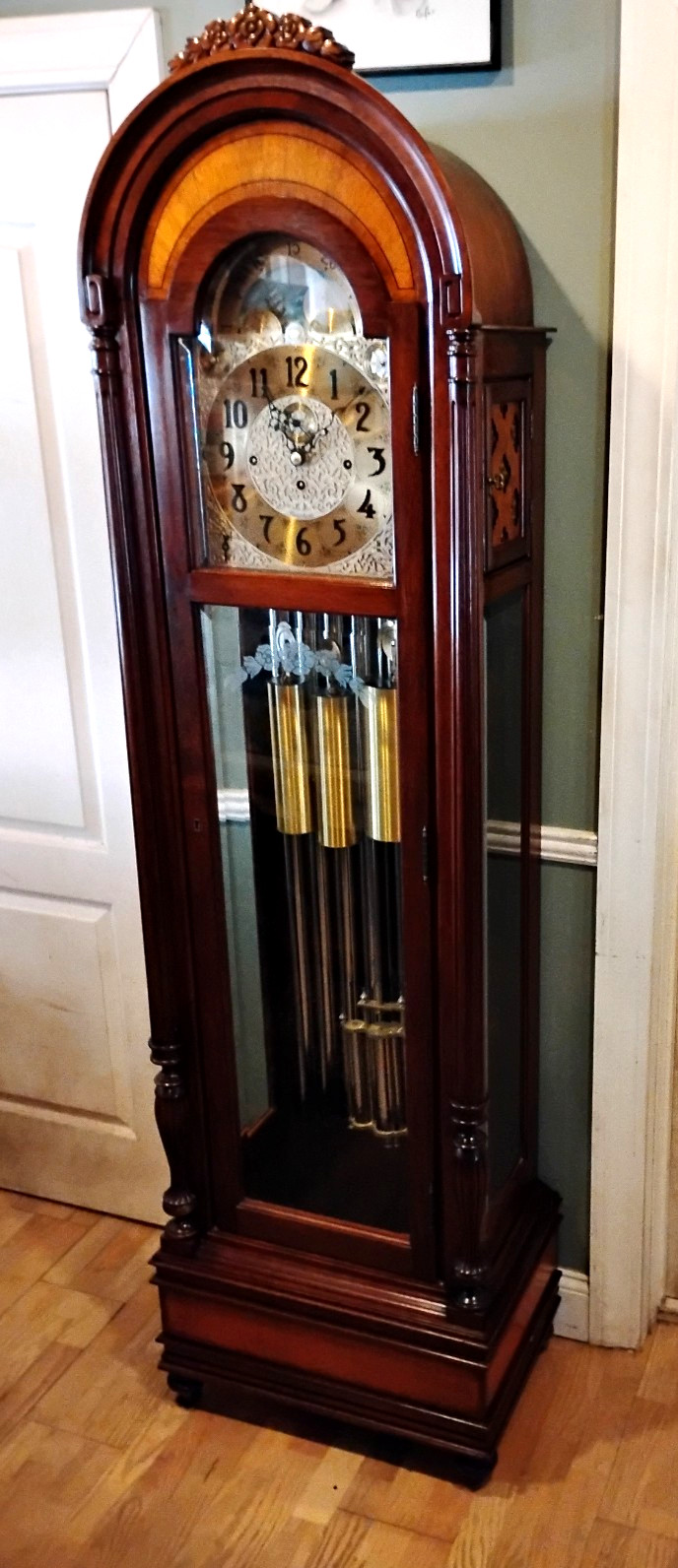 Herschede 1982-83 VIRGINIAN 276 Grandfather 9 Tubular Pendulum Bell Chime Clock Herschede 1982-83 VIRGINIAN 276 Grandfather 9 Tubular Pendulum Bell Chime Clock