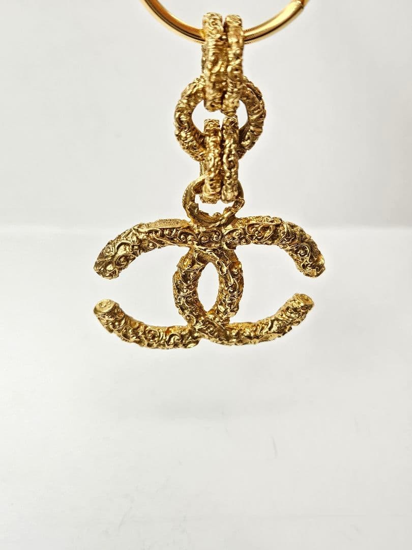 Chanel Lava Magma Vintage Key Ring Gold Lava Series Collier Used